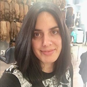 Meet your Posher, Dalia